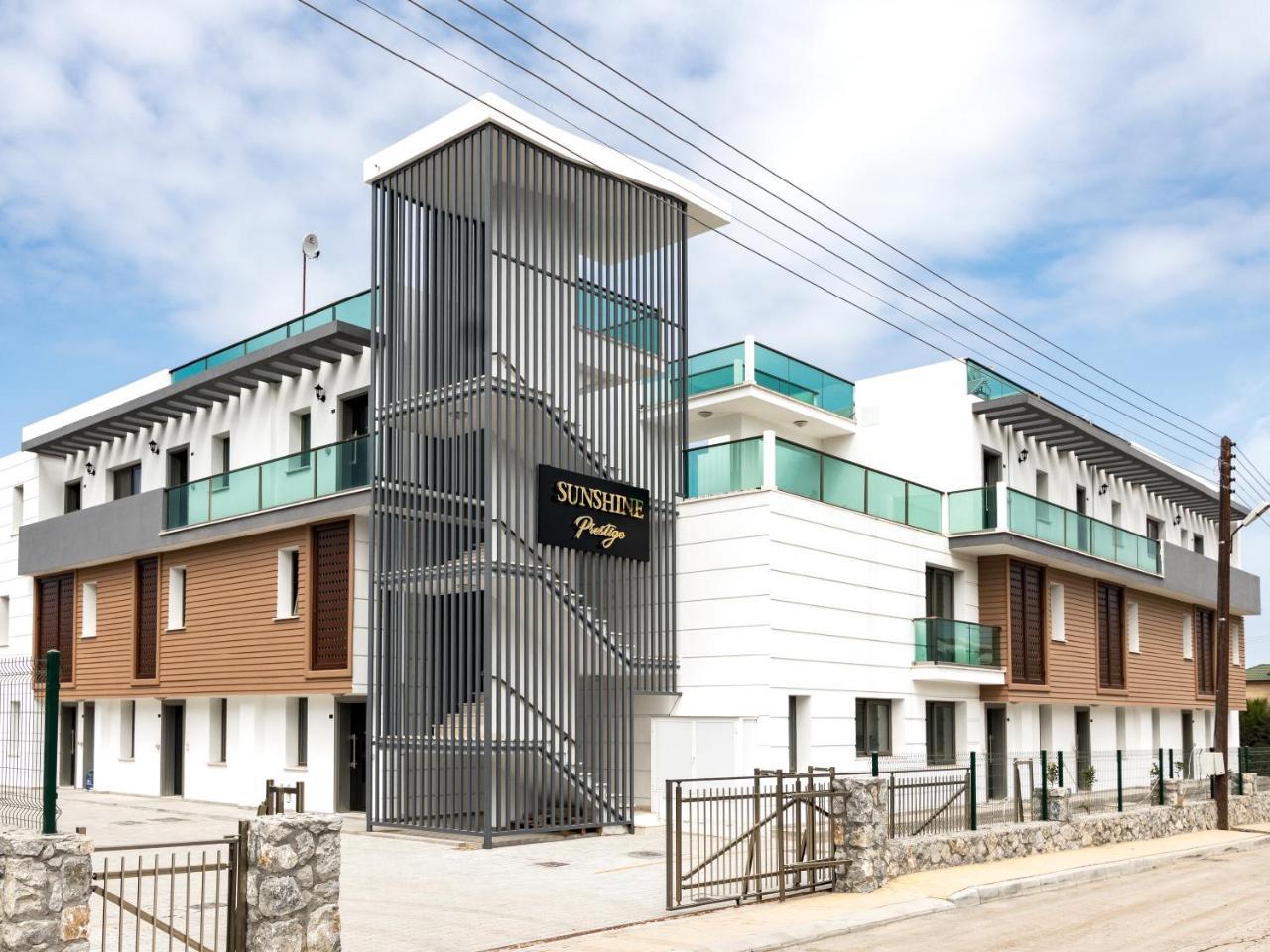 Sunshine Prestige Apartments Agios Georgios  Exterior foto
